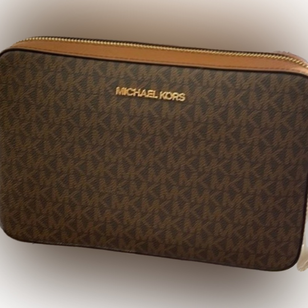 NWT Michael Kors Brown Jet set Large Crossbody Bag